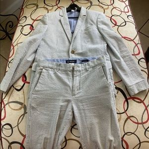 Boys' Thompson suit jacket/Pants